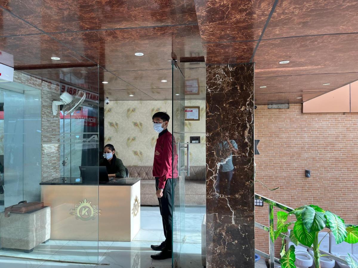 Hotel Kalawati Palace Váránaszi Kültér fotó