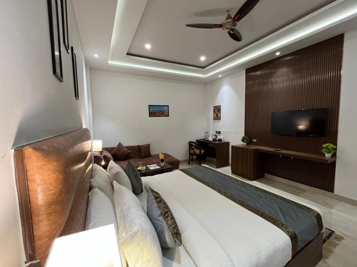Hotel Kalawati Palace Váránaszi Kültér fotó
