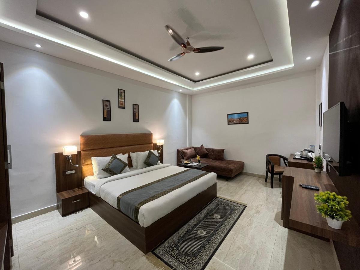 Hotel Kalawati Palace Váránaszi Kültér fotó